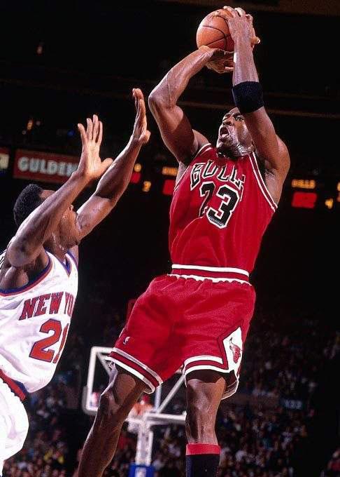 了球队的强 了球队的强